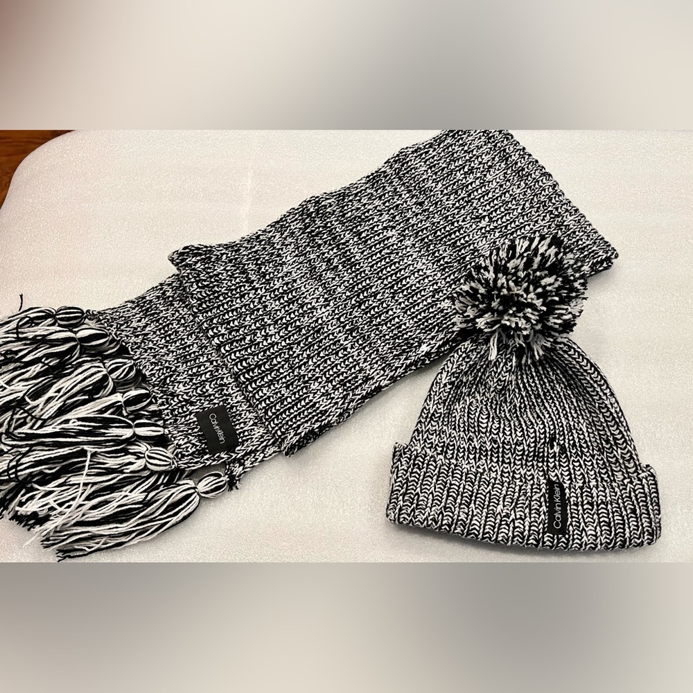 Calvin Klein Hat and Scarf set